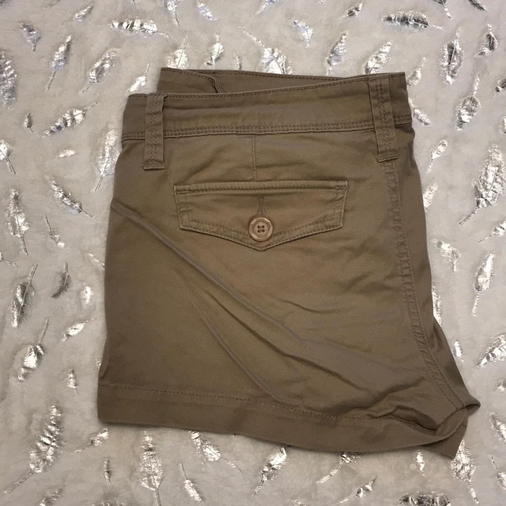 Wallflower Khaki Shorts